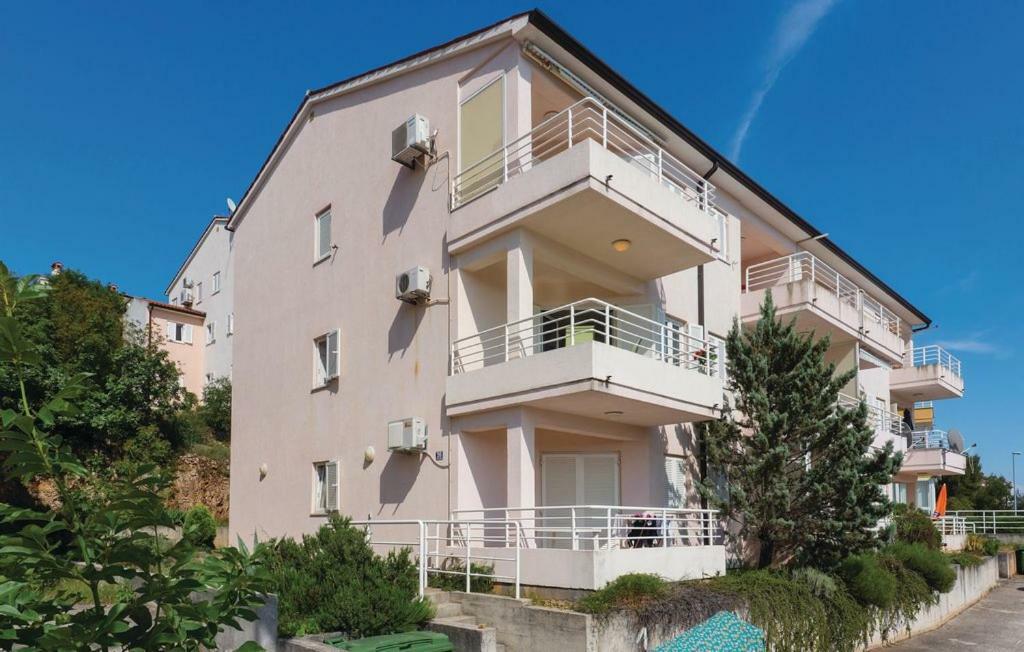 Apartment 라벡 외부 사진